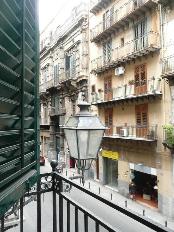 Persiane Al Cassaro Bed & Breakfast Palermo Exterior photo
